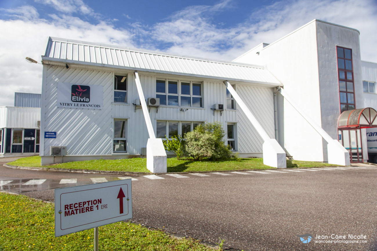 Reportage corporate et portraits en action pour Elivia, fabrication de produits élaborés en industrie agro-alimentaire