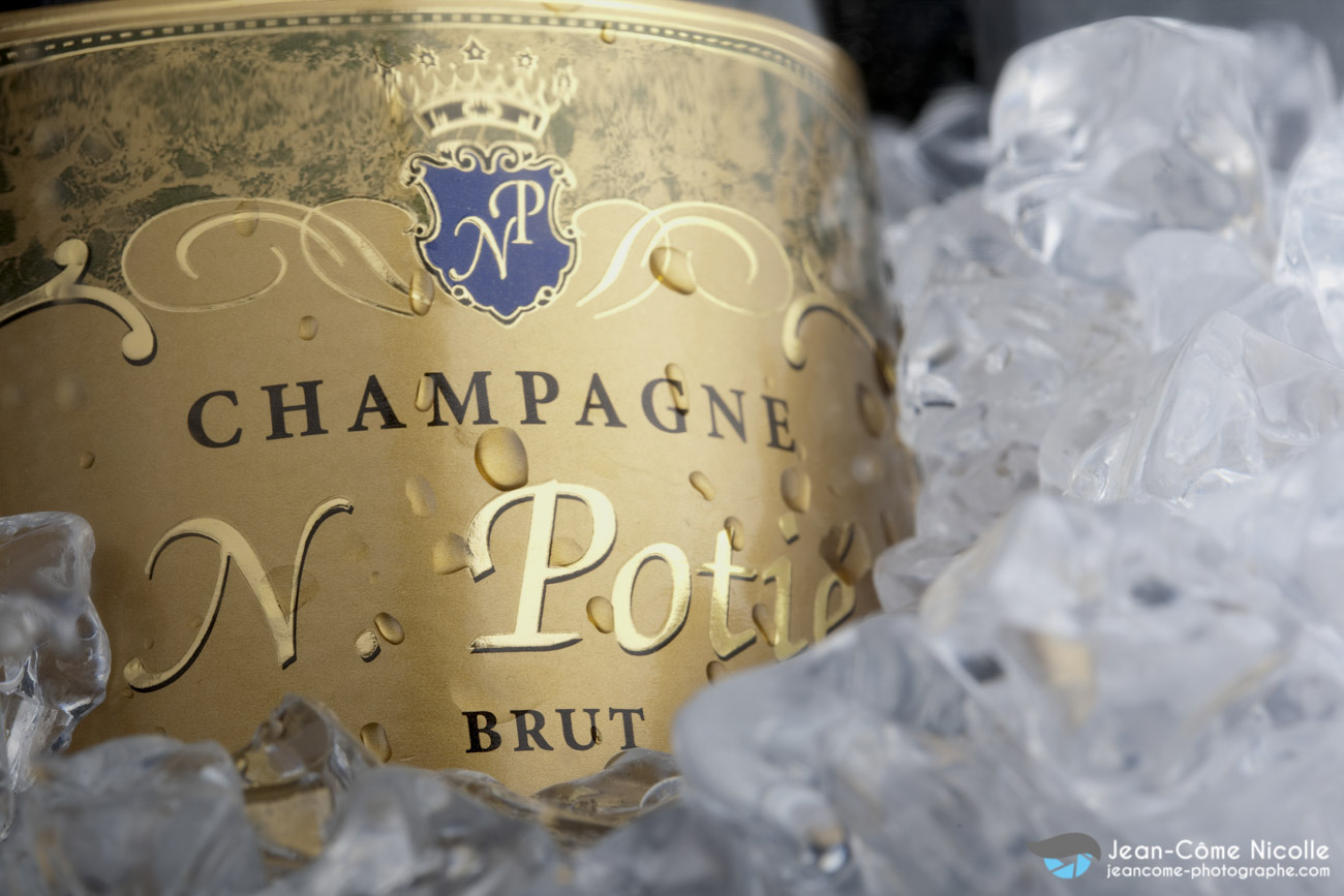 Photos publicitaires et packshot produits pour le champagne Potié 