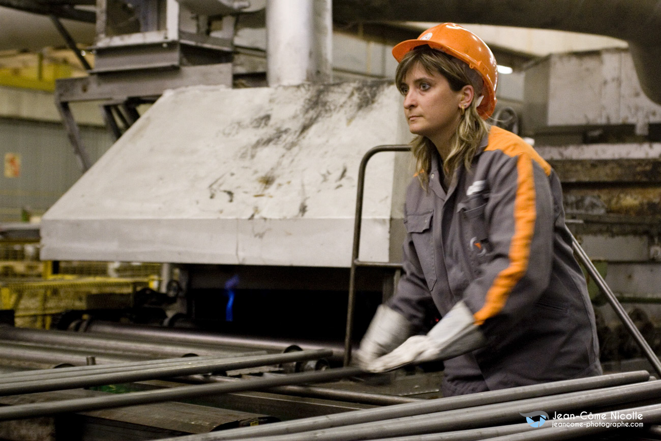 Portraits sur site en condition studio mobile pour Salzgitter Mannesman Precision, fabricants de tubes de de précision