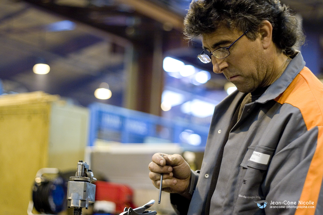 Portraits sur site en condition studio mobile pour Salzgitter Mannesman Precision, fabricants de tubes de de précision